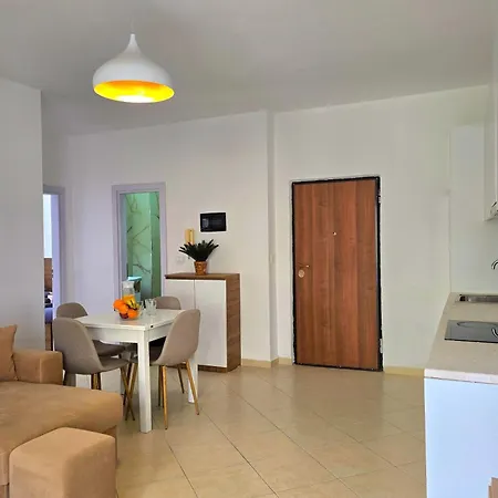 Happy Qerret Apartment